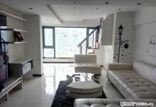 师大省医附近摩卡空间复式楼2室精装修全家电家具仅租4000 - 贵阳28生活网 gy.28life.net